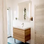 Wohnen Bei Frau Tinz - Family - 2 Bis 4 Personen, Bahnhof- Und Zentrumsnaehe * Neunkirchen