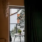 Wohnen Bei Frau Tinz - Family - 2 Bis 4 Personen, Bahnhof- Und Zentrumsnaehe Apartmán Neunkirchen