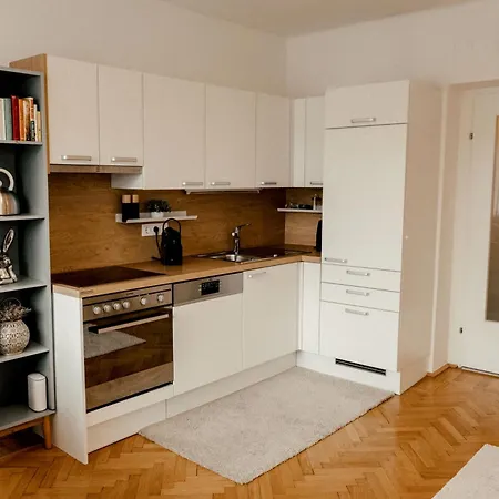 Wohnen Bei Frau Tinz - Family Apartment - 2 Bis 4 Personen, Bahnhof- Und Zentrumsnaehe *