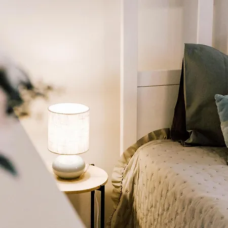 Wohnen Bei Frau Tinz - Family Apartment - 2 Bis 4 Personen, Bahnhof- Und Zentrumsnaehe Apartament *