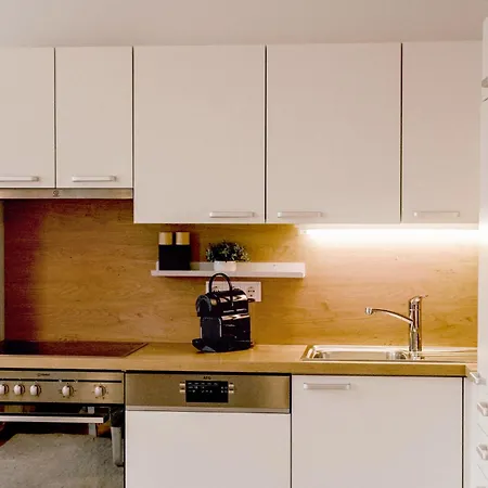 Wohnen Bei Frau Tinz - Family Apartment - 2 Bis 4 Personen, Bahnhof- Und Zentrumsnaehe Neunkirchen