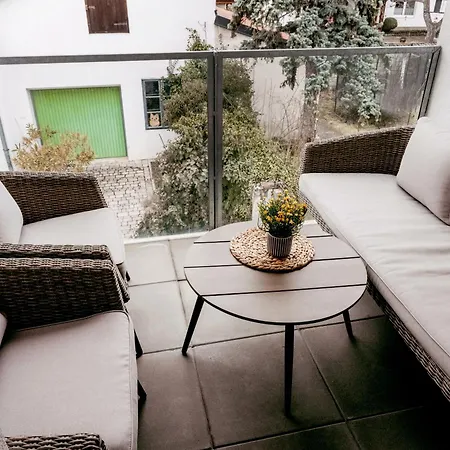 Apartment Wohnen Bei Frau Tinz - - Bahnhof- Und Zentrumsnähe Neunkirchen
