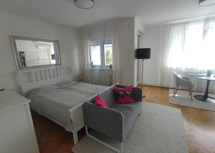Wohnen Bei Frau Tinz - Family Apartment - 2 Bis 4 Personen, Bahnhof- Und Zentrumsnaehe