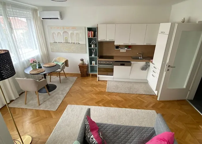 Wohnen Bei Frau Tinz - Family Apartment - 2 Bis 4 Personen, Bahnhof- Und Zentrumsnaehe Apartament
