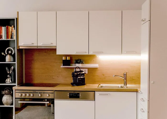 Wohnen Bei Frau Tinz - Family Apartment - 2 Bis 4 Personen, Bahnhof- Und Zentrumsnaehe Neunkirchen