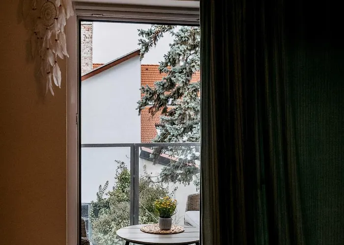 Wohnen Bei Frau Tinz - Family Apartment - 2 Bis 4 Personen, Bahnhof- Und Zentrumsnaehe Apartament Neunkirchen